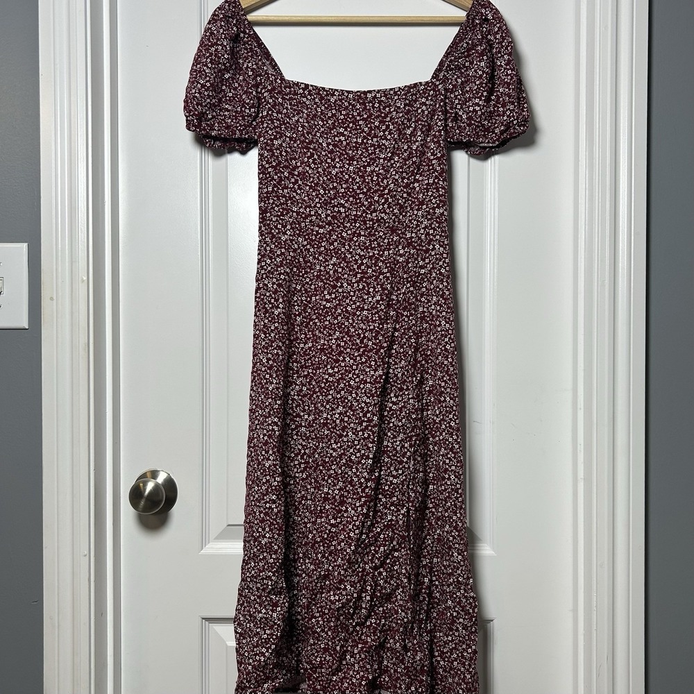 Mi Ami Francesca's Burgundy Ditsy Floral Puff Sleeve Side Slit Flowy Midi Dress